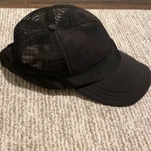 Black cano Lululemon womens hat